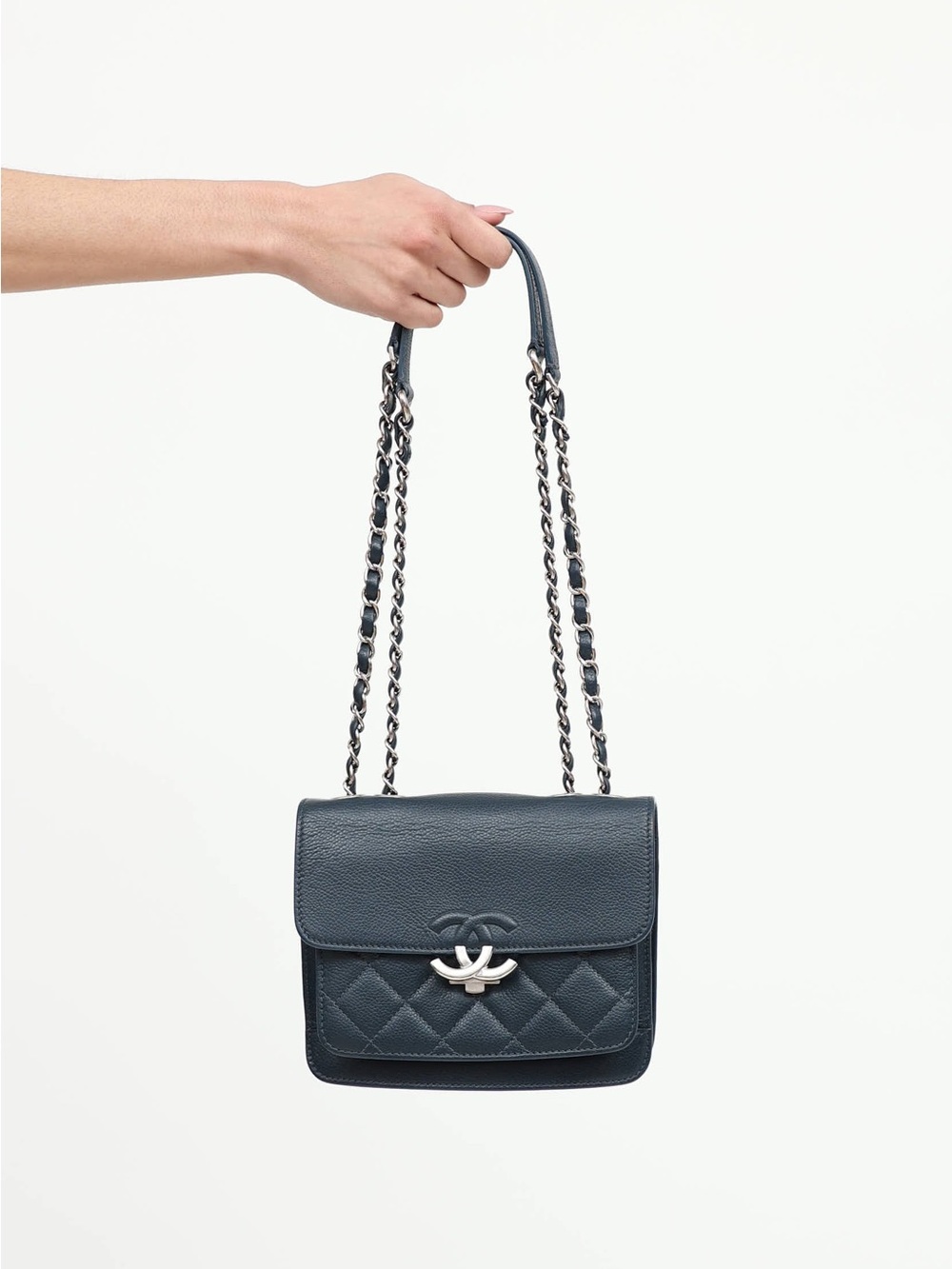 Chanel Navy Quilted Leather Shoulder Bag - Picture 2 of 10